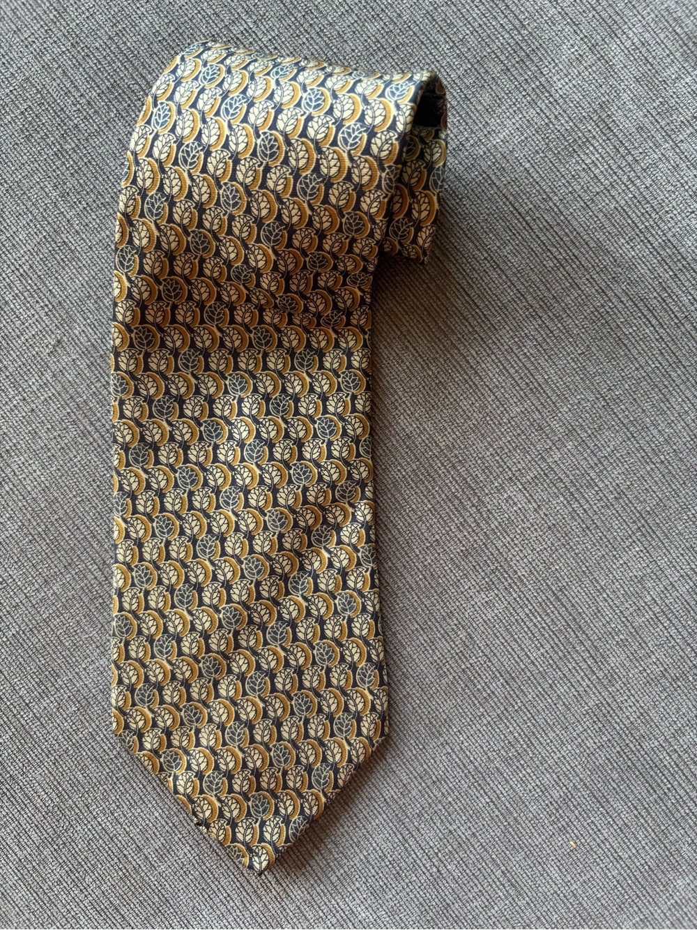 Vintage FENDI CRAVATTE Silk Tie Gold Olive Geometric Leaf Pattern Handmade Italy